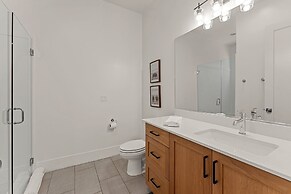 Villa #24 At Bloomington Country Club 4 Bedroom Townhouse