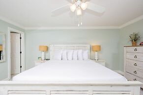 Phoenix Vii 7805 3 Bedroom Condo