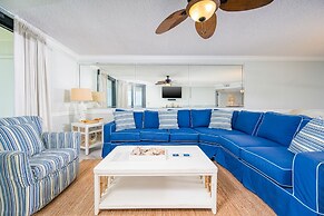 Phoenix Vii 7805 3 Bedroom Condo