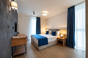 Hotel Invictus