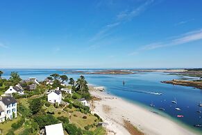 Superb sea View / Private Beach Access
