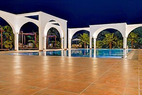 Sunday Resort Manesar