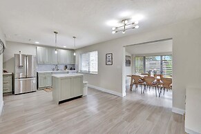 Pompano Beach Bungalow for 5!