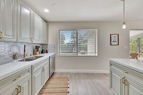 Pompano Beach Bungalow for 5!