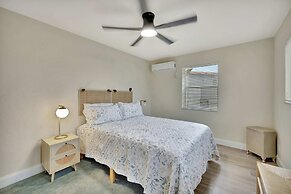 Pompano Beach Bungalow for 5!