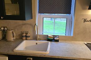 1BR Sleeps6 Elizabethline Ws98