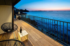Apartment in Landeda With Beachfront Views