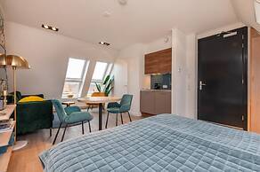 Cozy Couple's Escape