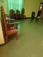 Traveler's Comfort Inn