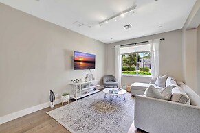 Sunshine House 3 BDR for 8!