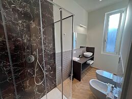 RossoVino Milano Boutique