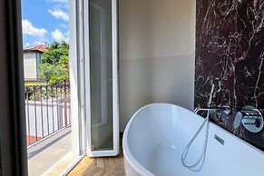 RossoVino Milano Boutique