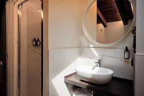 RossoVino Milano Boutique
