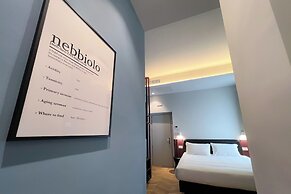 RossoVino Milano Boutique