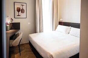 RossoVino Milano Boutique