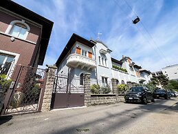 RossoVino Milano Boutique