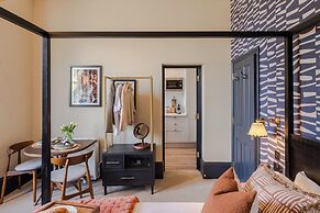 Your Apartment - Pembroke House