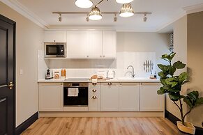 Your Apartment - Pembroke House