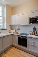 Your Apartment - Pembroke House