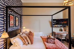 Your Apartment - Pembroke House