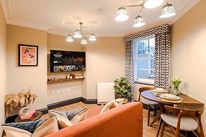 Your Apartment - Pembroke House