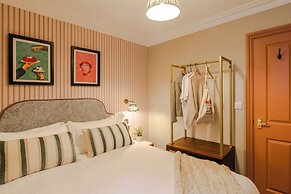 Your Apartment - Pembroke House