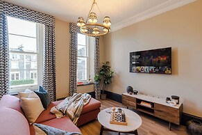 Your Apartment - Pembroke House