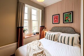 Your Apartment - Pembroke House