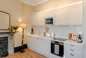 Your Apartment - Pembroke House