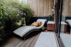 YoHome - Luxury Downtown Apartment