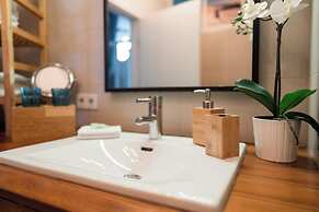 YoHome - Luxury Downtown Apartment