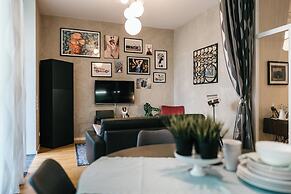 YoHome - Luxury Downtown Apartment