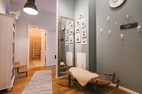 YoHome - Luxury Downtown Apartment