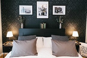 YoHome - Luxury Downtown Apartment