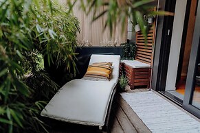 YoHome - Luxury Downtown Apartment