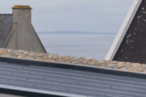 Apartment in Porspoder Near Plage du Bourg