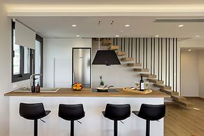 Riviera Escape Suites