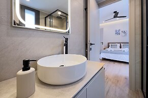 Riviera Escape Suites