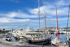 Riviera Escape Suites