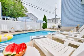 6 BR Heated Pool Open Beginning of April