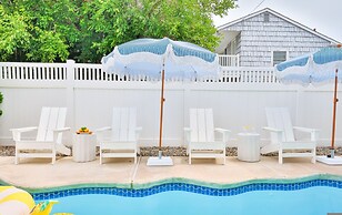 6 BR Heated Pool Open Beginning of April