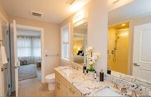 6 BR Heated Pool Open Beginning of April