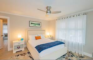 6 BR Heated Pool Open Beginning of April