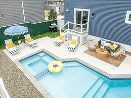 6 BR Pool Hot Tub Open Beginning of April
