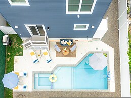 6 BR Pool Hot Tub Open Beginning of April