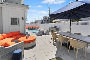 5BR Villa Heated Pool Hot Tub Open Beginning of April