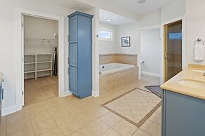 5BR Villa Heated Pool Hot Tub Open Beginning of April