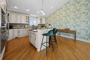 5BR Villa Heated Pool Hot Tub Open Beginning of April