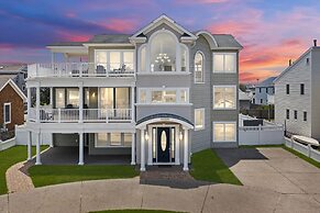 5BR Villa Heated Pool Hot Tub Open Beginning of April