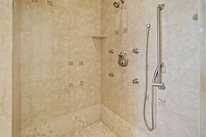 5BR Villa Heated Pool Hot Tub Open Beginning of April